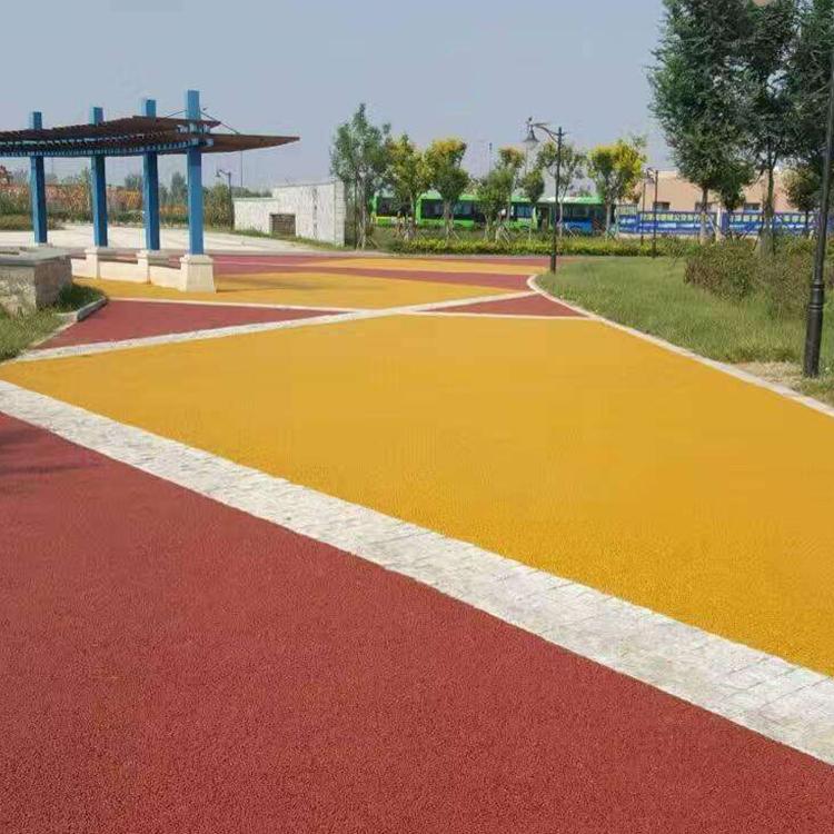 彩色透水道路胶结料 透水地坪 彩色透水地坪费用 四川日晨