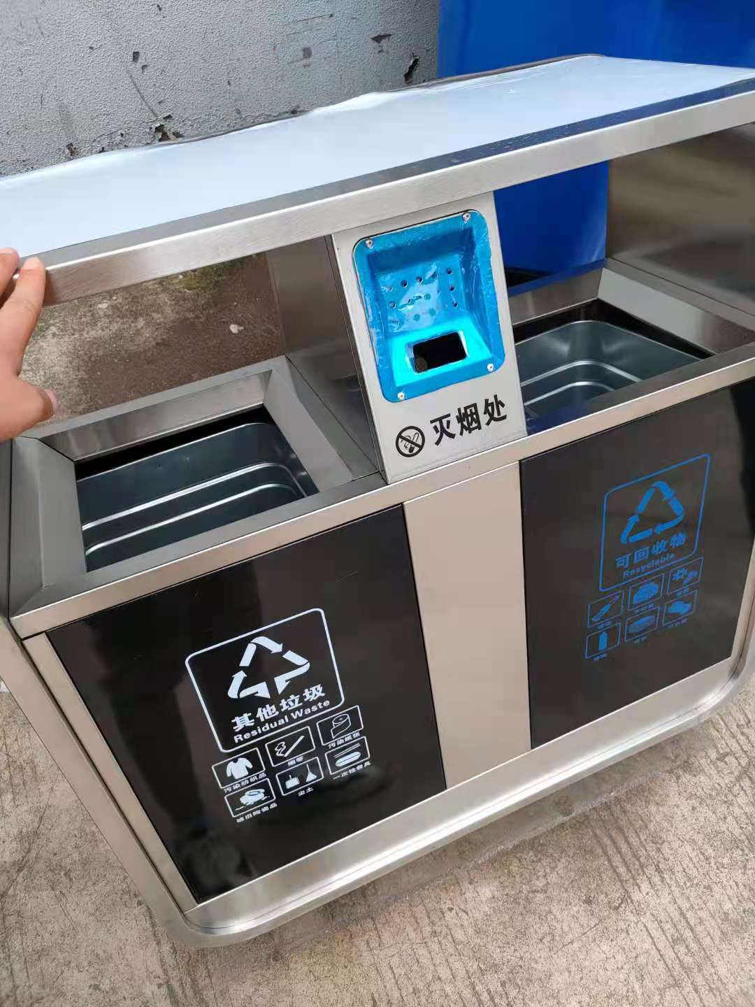 深圳厂家 批发不锈钢垃圾桶 户外环保分类垃圾桶可定制 质量问题包退