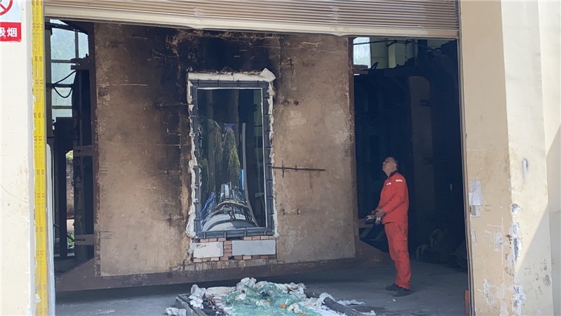 日照单片防火玻璃 中建成建筑防火玻璃
