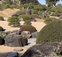 万吨黑山石产地批发，黑山石假山工程，日式景观石，黑山石价格，黑曜石