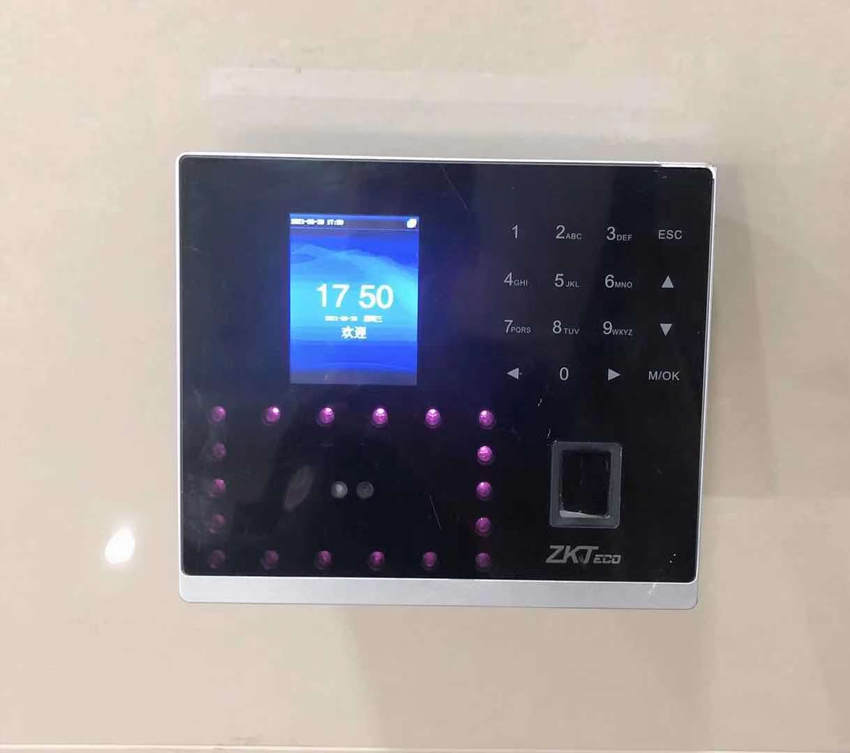 西安门禁系统安装  人脸识别门禁