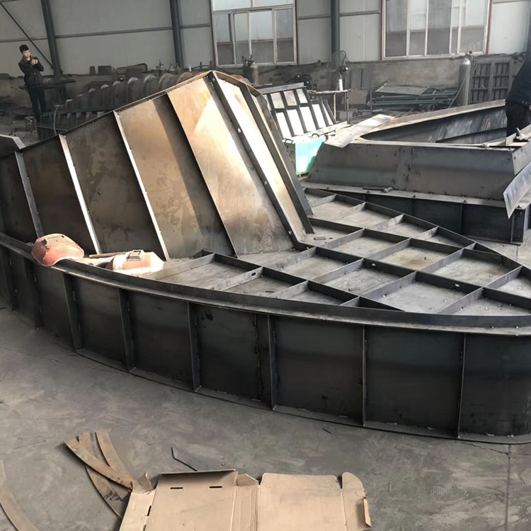 安全岛钢模具 高速安全岛模具 安全岛现浇模具厂