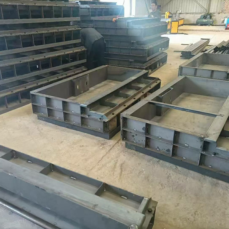 遮板钢模具 高铁遮板钢模具 遮板模具厂家