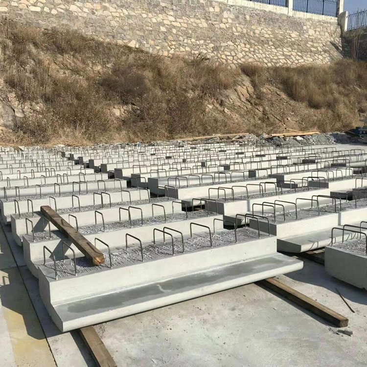 铁路遮板钢模具 桥梁遮板模具 水泥遮板模具厂家