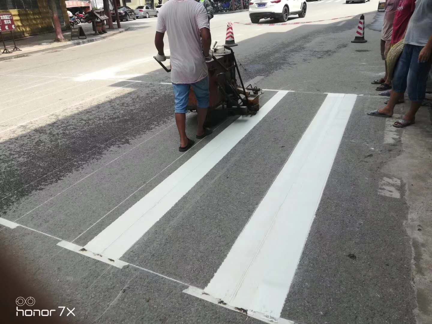 广州小区划车位 道路划线