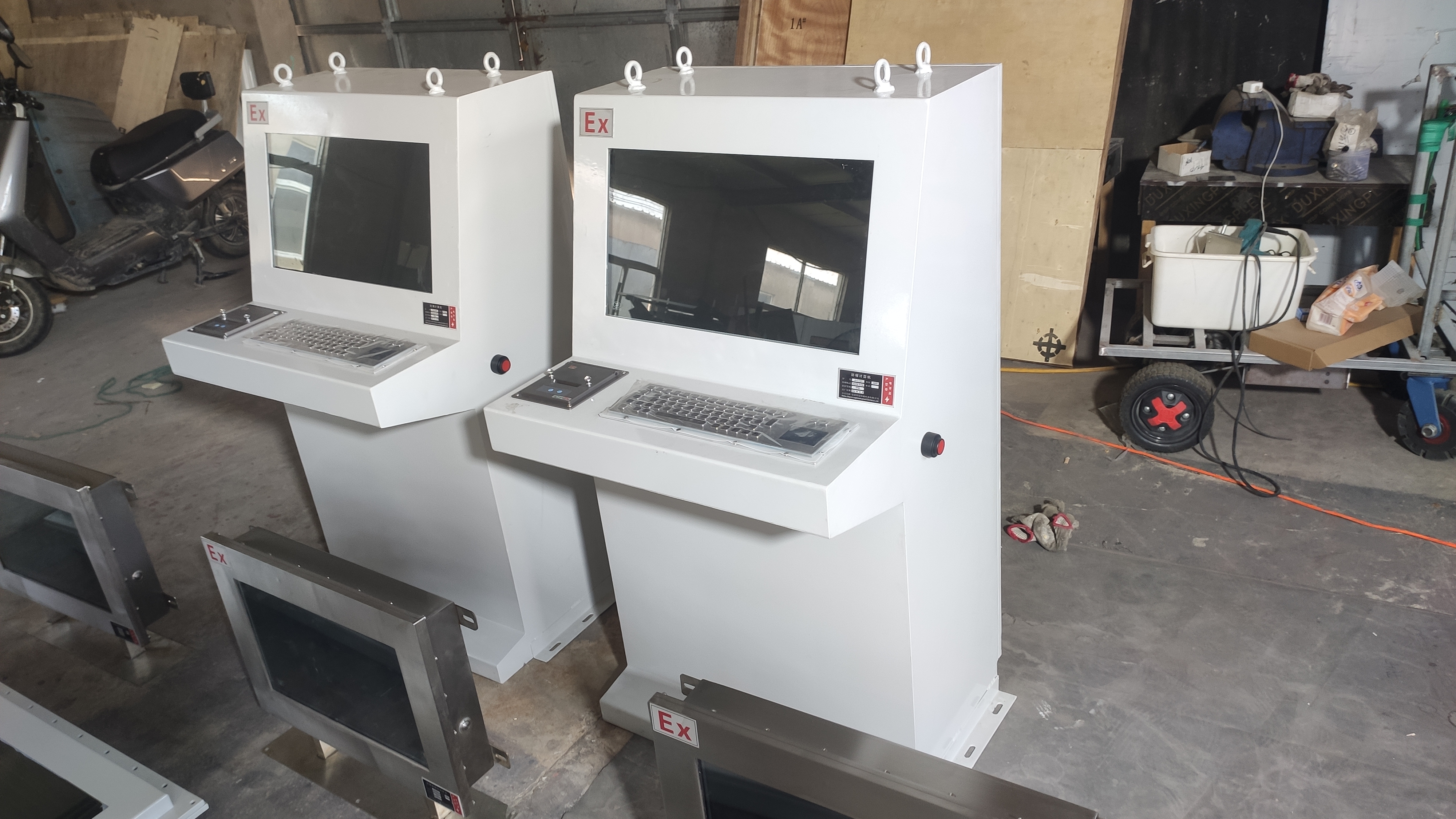 Explosion proof operating computer workbench Linux integrated industrial control computer for coal mine explosion-proof computer