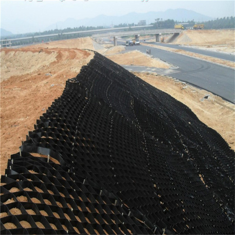 山东万旭工程材料 云南 高速公路土工格室 厂家 实力 哪家靠谱
