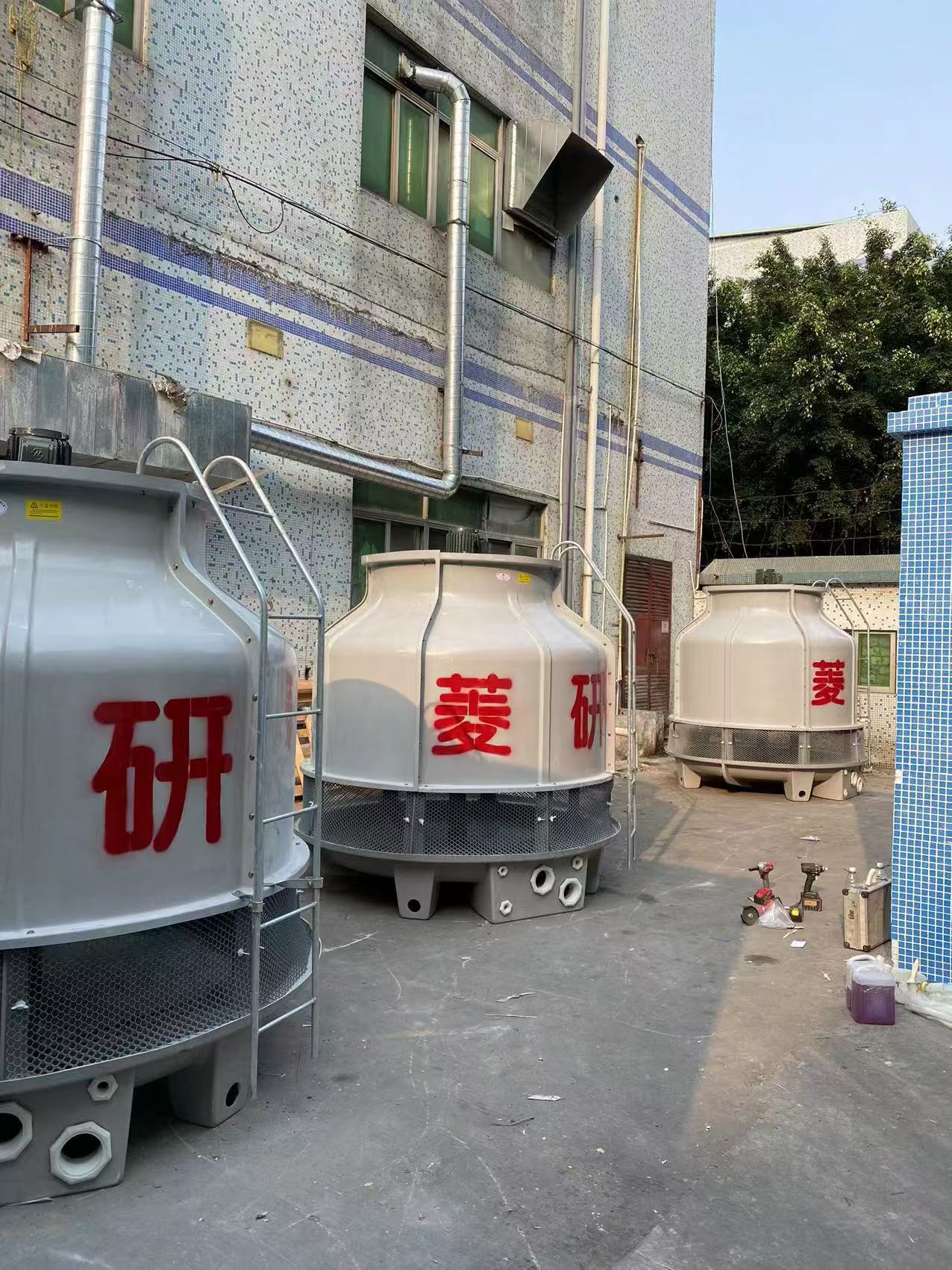 250T圆形冷却塔 冷水塔 灰色水塔 低噪音低耗能  菱研机电