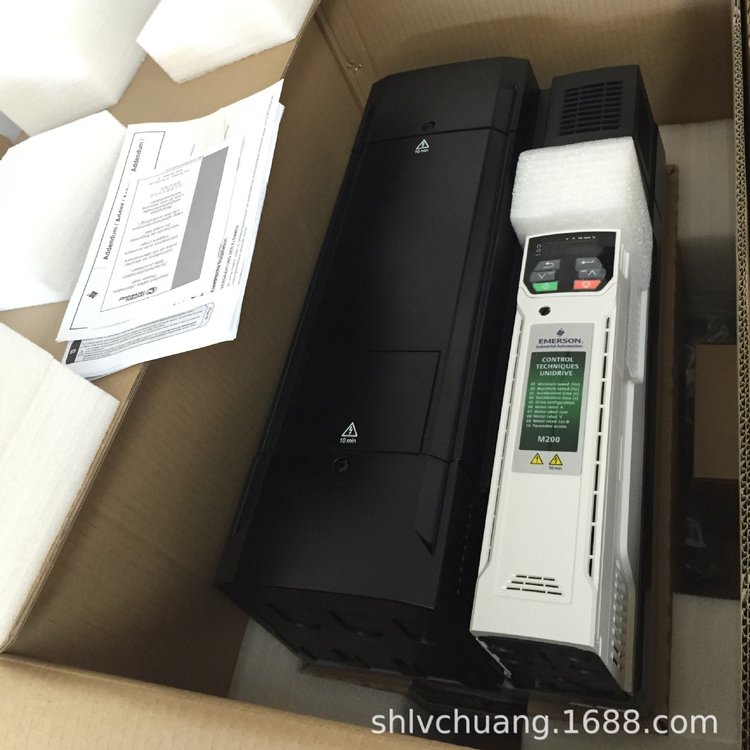 艾默生CT代理Unidrive M200-06400420A10100AB100