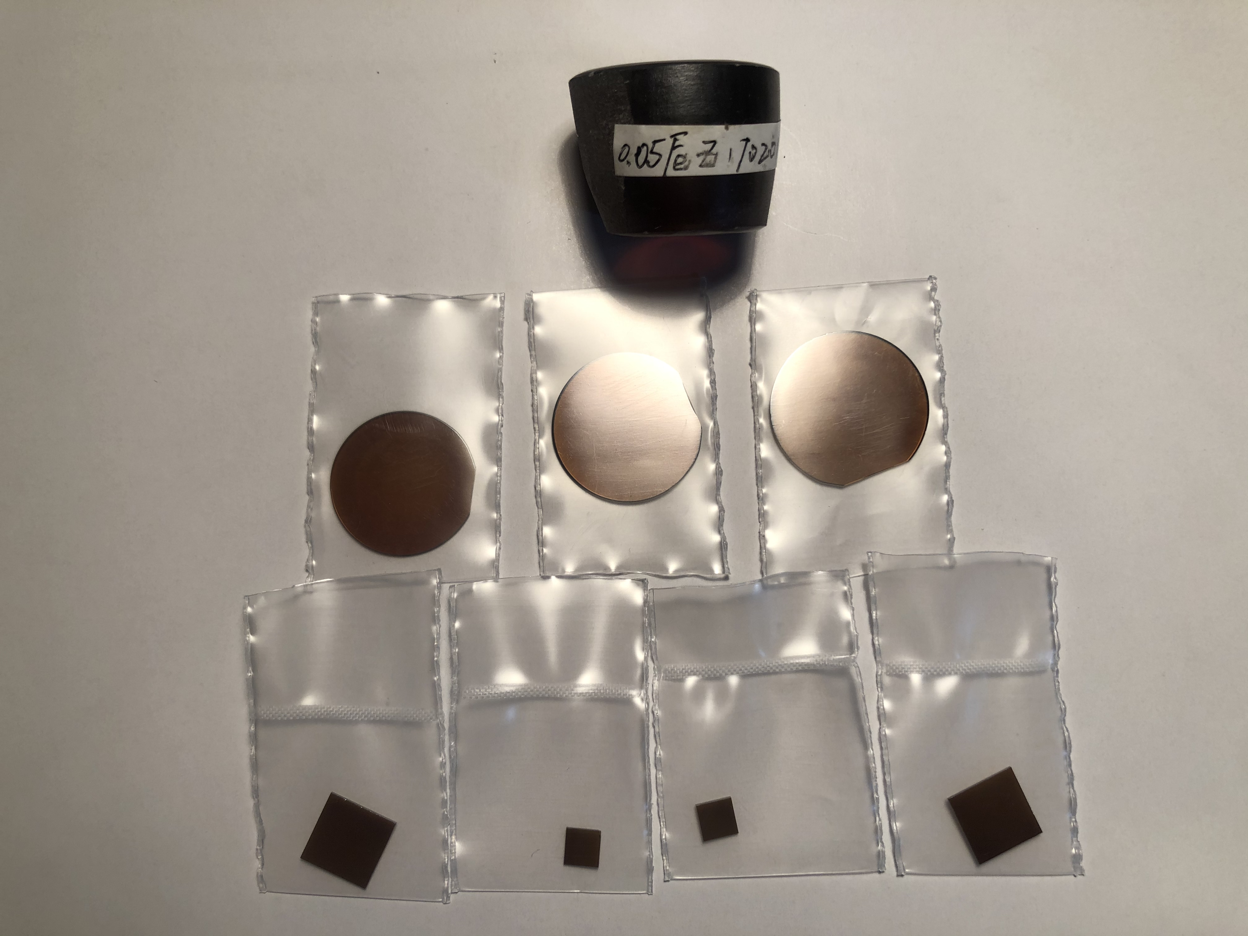 掺铁钛酸锶Fe:SrTiO3 单晶衬底 多种浓度晶向 现货随订随发