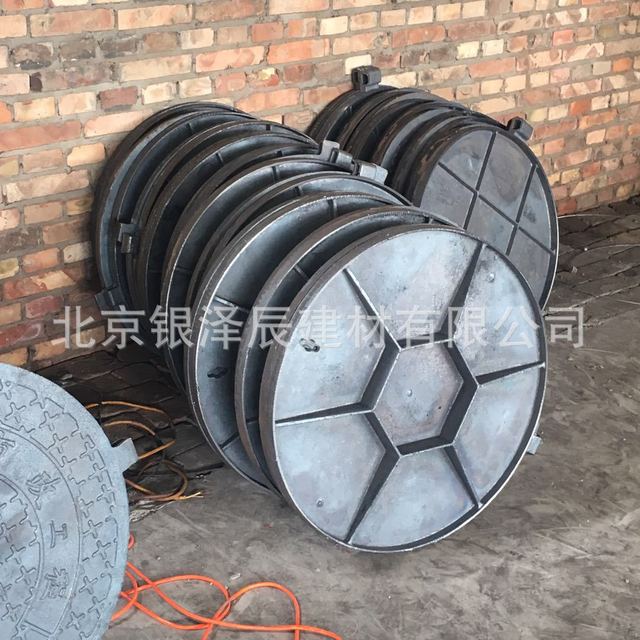 厂家 各种型号球墨井盖鼻子等价格优惠欢迎订购