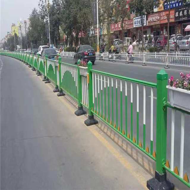 【道路市政护栏】厂家定制喷塑道路护栏 不锈钢防撞隔离栏批发