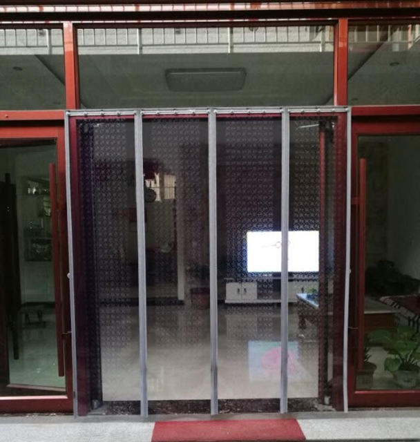 溢彩磁吸梅花孔软门帘厂家直销 厂家定制商场超市空调隔断门帘