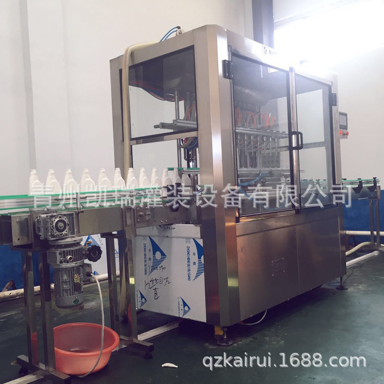 全自动直线式液体灌装机 酱油醋专用直线灌装机 饮料直线灌装