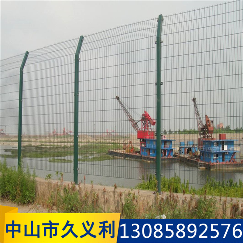 双边丝护栏圈地厂区隔离双边丝护栏光伏电站围栏公路铁路防护栅栏