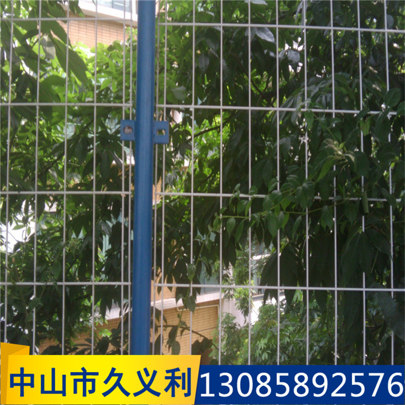 中山市厂家供应三角折弯护栏网  隔离网 围栏网
