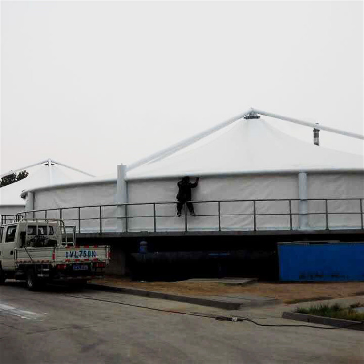 厂家安装大型沼气池除臭覆盖膜结构 污水池加盖膜结构 张拉膜顶棚