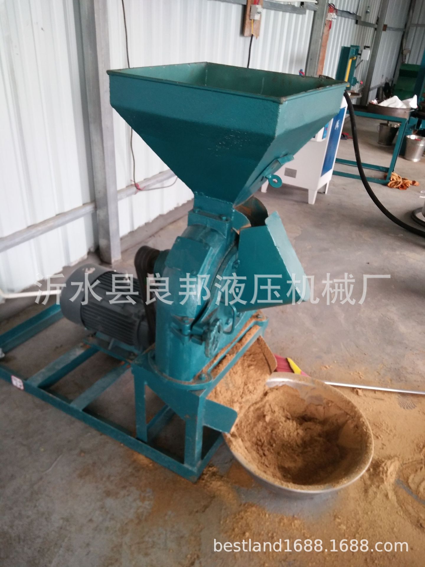 油茶籽、油桐籽专用粉碎机 过筛粉碎 颗粒度均匀 5600带电机