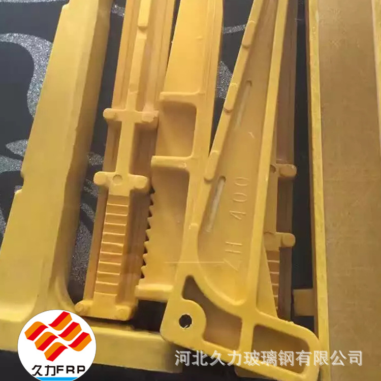 加工玻璃钢电缆支架 预埋式光缆托架 复合纤维电缆托臂 厂家