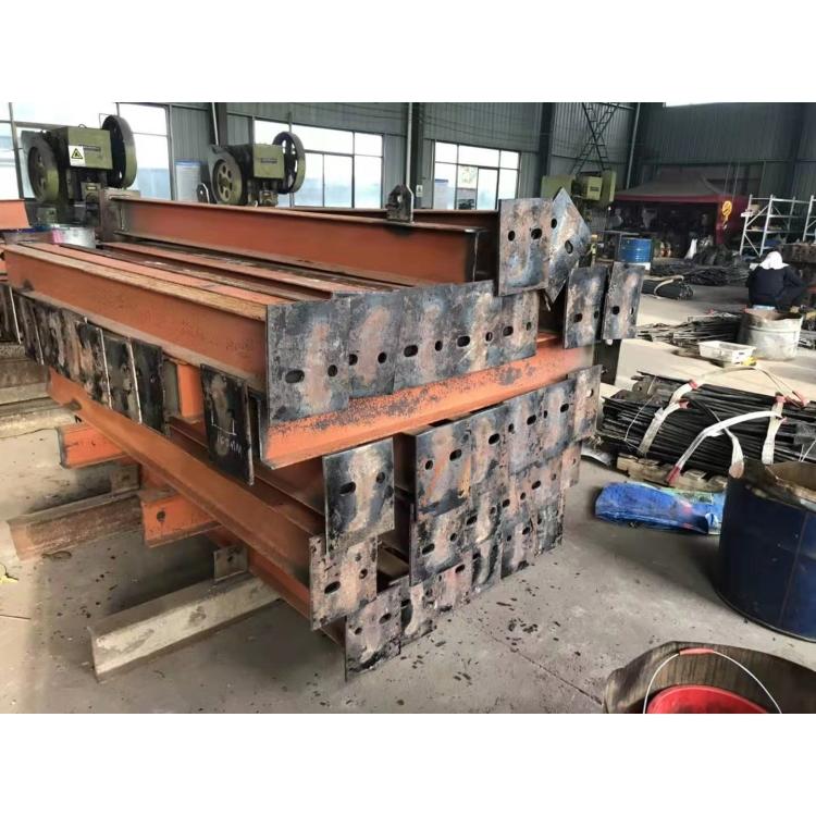 方形碳钢Q2354.8梁测预埋悬挑大量现货 悬挑梁架预埋件大量现货