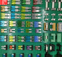 汽车保险丝座端子小号中号汽车车用PCB保险丝夹子热销产品