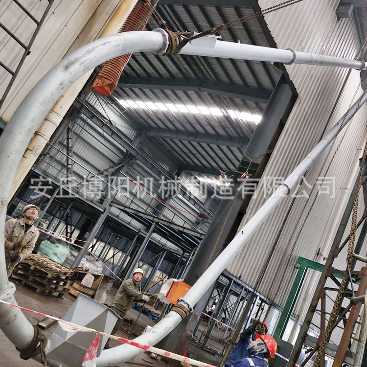 钼酸铵管链输送机  氯化铵管链输送机  粉体输送管链设备 现场图