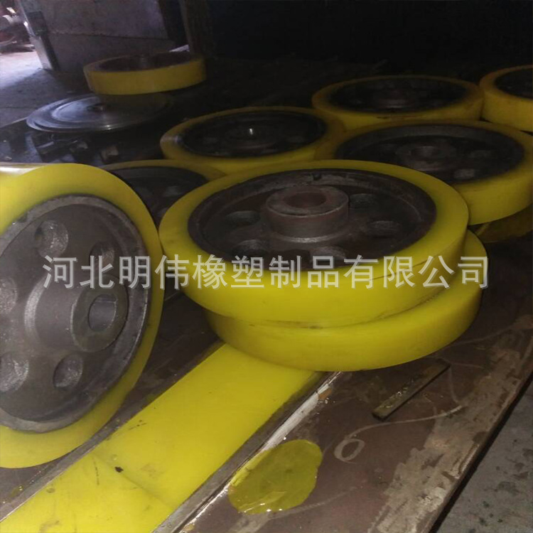 厂家加工定做聚氨酯制品 聚氨酯包铁件 聚氨酯滚轮包胶