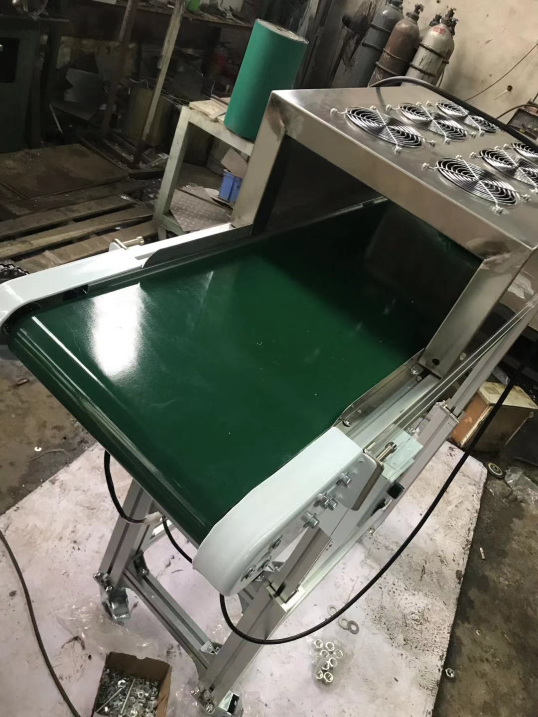 小型皮带输送线 自动接驳流水线分拣输送带