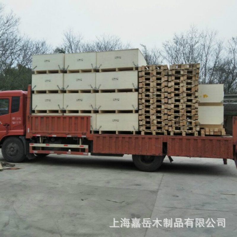 厂家直销 大量木箱托盘钢带箱 仓库出货木箱