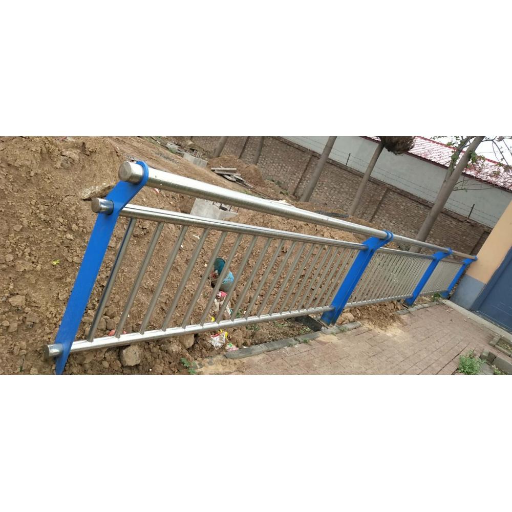 陕西护栏可定制陕西护栏 桥梁护栏 护栏价格 不锈钢复合管护栏护栏价格