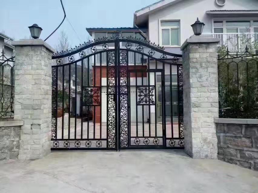供应直销铁艺门  别墅门批发-—聚顺