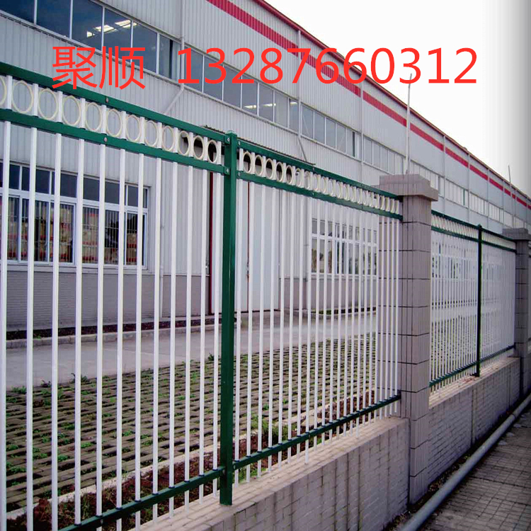 锌钢护栏工地施工铁艺护栏安全可靠质量保证---聚顺