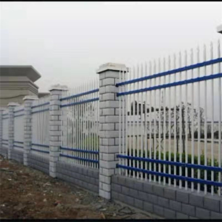 学校围墙护栏_小区厂区热镀锌护栏_喷塑锌钢护栏栅栏_庭院篱笆