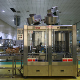 青州玻璃水灌装生产线  玻璃水灌装机  全自动玻璃水灌装生产线