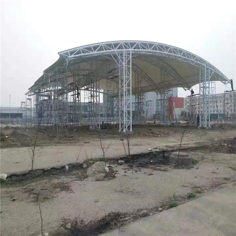 定制体育看台遮阳棚_学校体育看台_户外体育馆看台膜结构雨棚