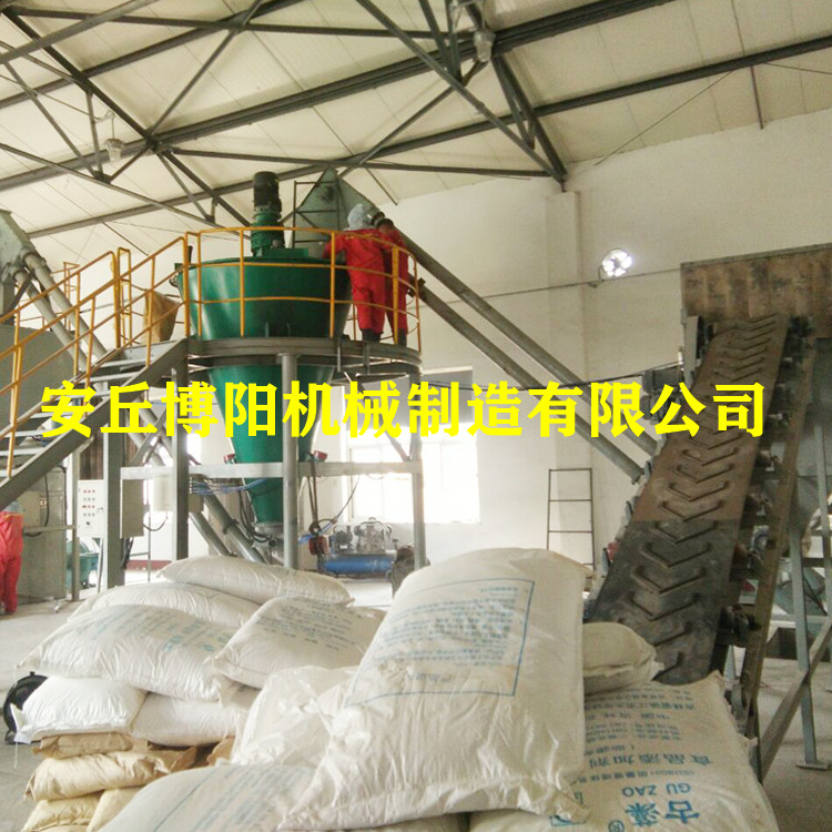 钙粉管链输送机_粉料管链提升机_管链机三维改变输送方向