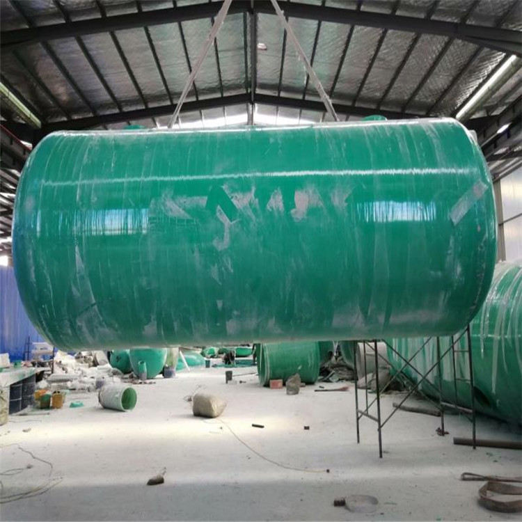 山东潍坊玻璃钢化粪池_100立方成品玻璃钢储水罐_储水罐