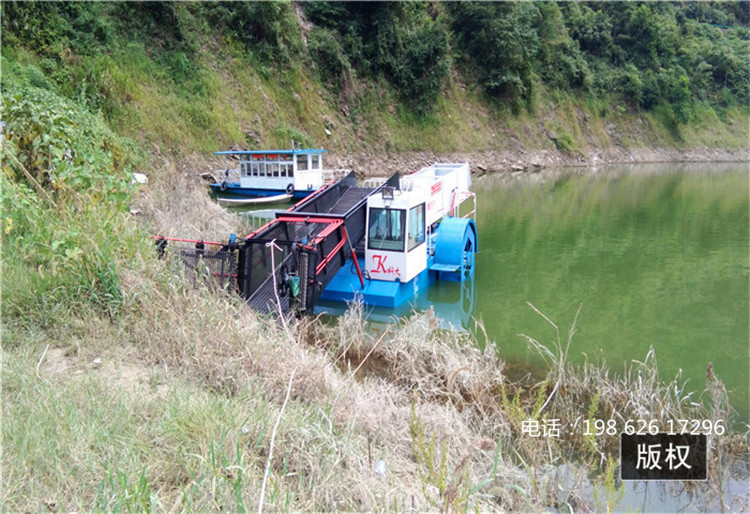 机械湖面保洁船 河道清理船 小型割草船