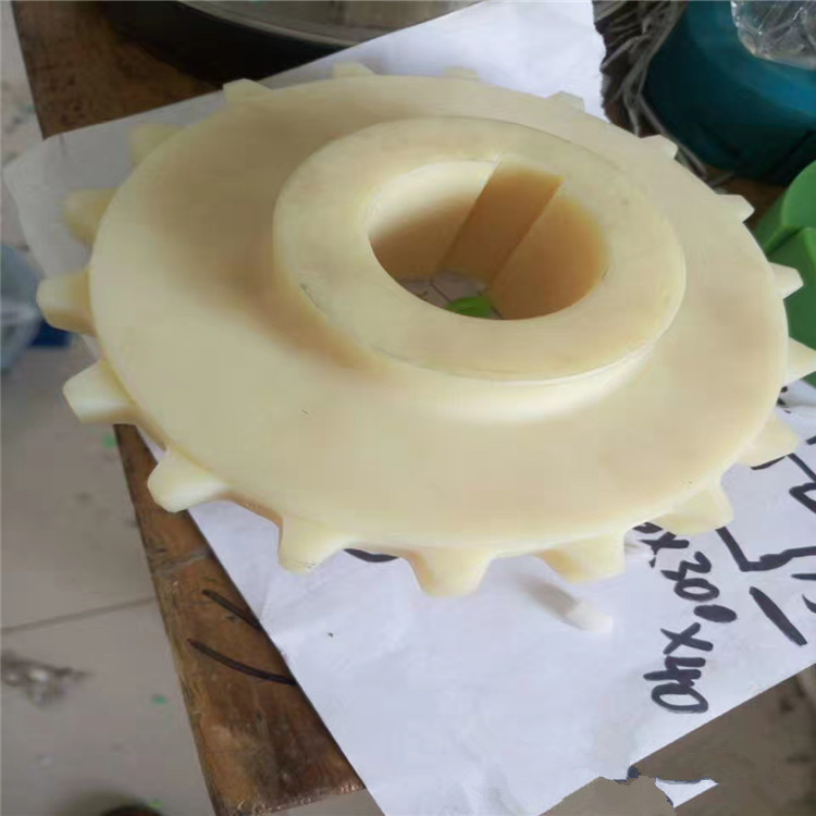 耐酸碱尼龙齿轮厂家耐磨塑料齿轮定制各种规格齿轮定制生产