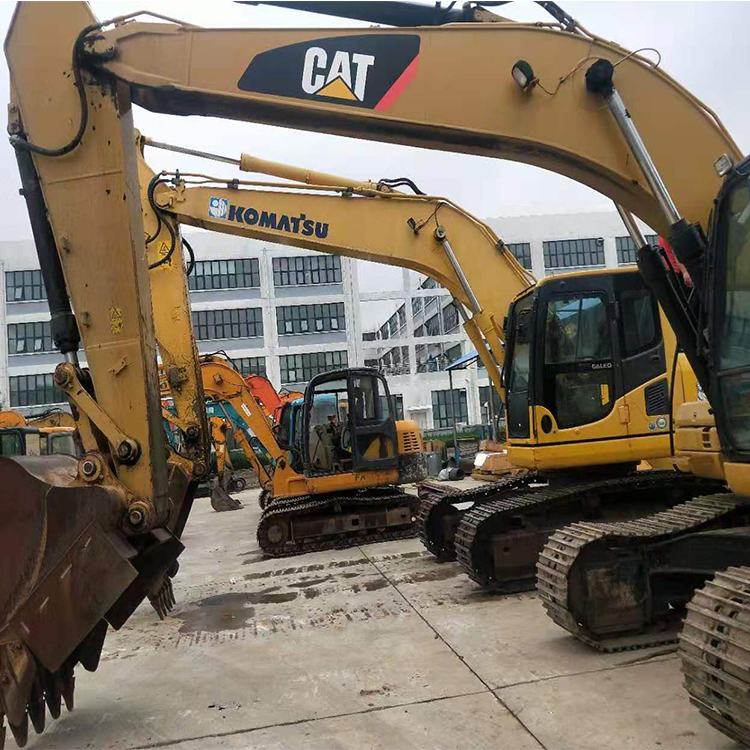 挖掘机出租  铺路挖掘机租赁公司电话  汇之鼎现货供应  欢迎咨询