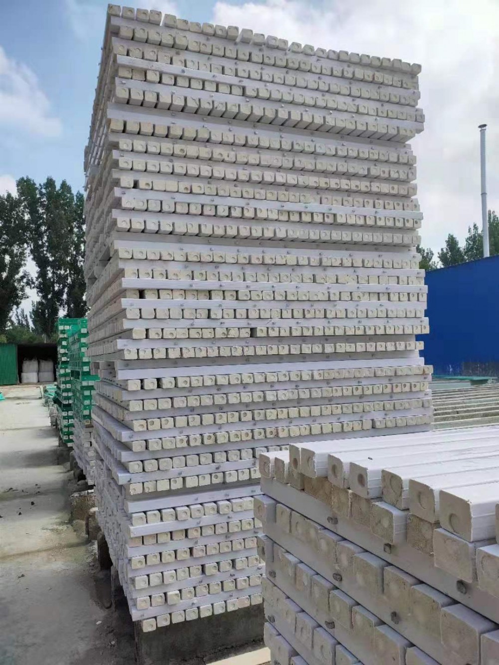 厂家直销 GRC复合立柱 刺绳立柱 可加工定制
