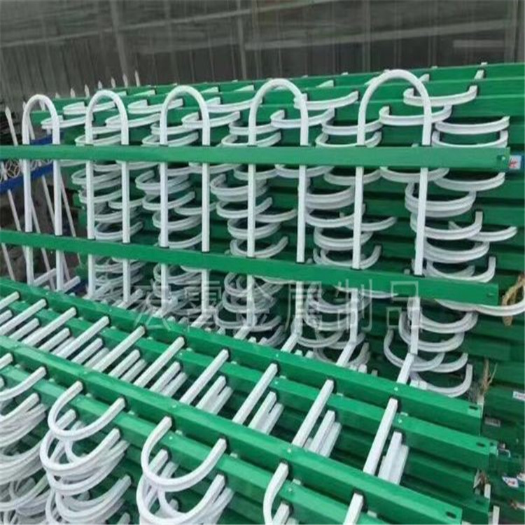 草坪护栏_锌钢焊接草坪围栏_园林绿化护栏_新农村隔离栅栏厂家