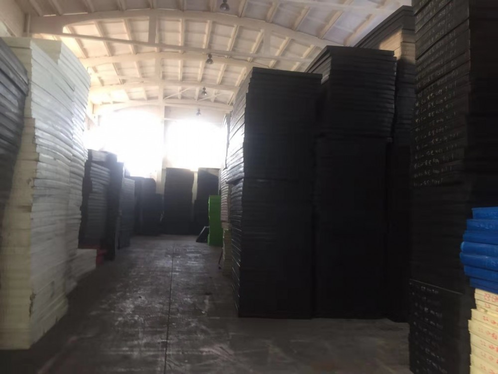 无锡氯丁泡棉密封垫 EPDM黑色垫块 EPDM橡胶发泡泡棉背胶模切厂