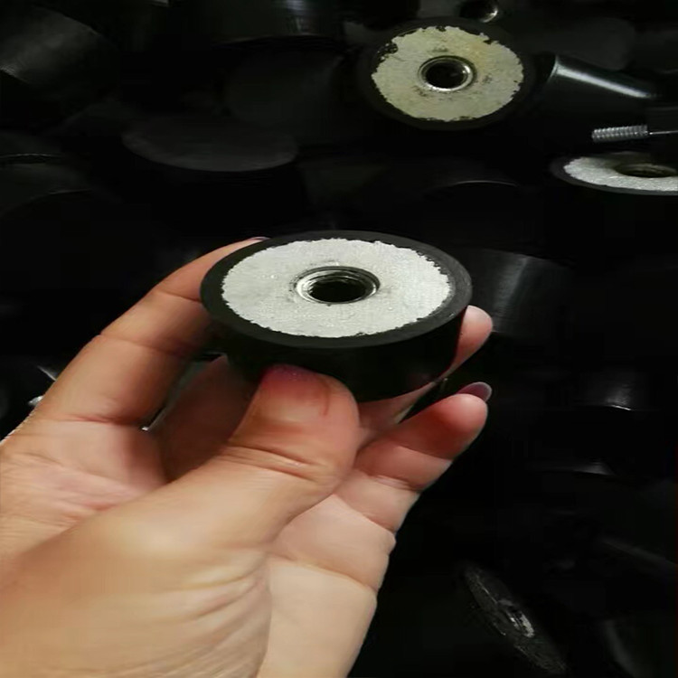 厂家加工橡胶异形件 包铁橡胶减震器 橡胶包铁制品