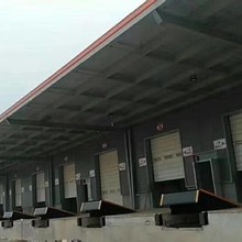 专业生产固定登车桥批发电动登车桥