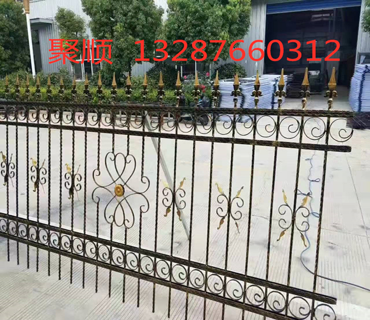 欧式铁艺护栏-聚顺-焊接铁艺护栏_别墅小区庭院安全铁艺护栏