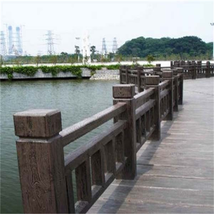 厂家直销水泥钢筋混凝土公园小区河道河堤预制仿竹护栏_水泥围栏