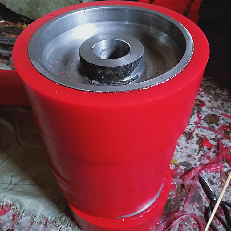 厂家直销聚氨酯橡胶摩擦轮 耐磨聚氨酯包胶