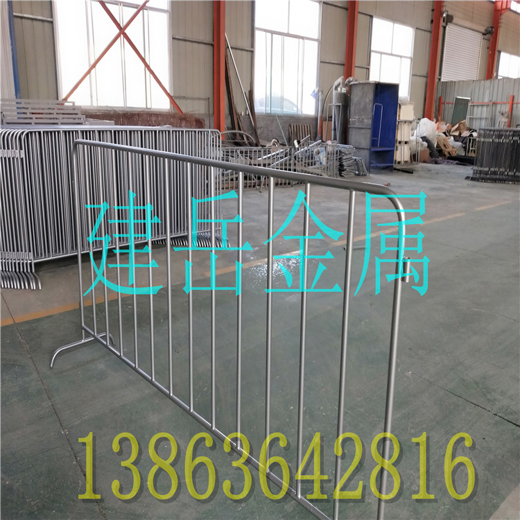 现货供应蓝白黑棕色三横梁锌钢护栏-小区围栏-铝合金护栏