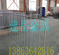 现货供应蓝白黑棕色三横梁锌钢护栏-小区围栏-铝合金护栏